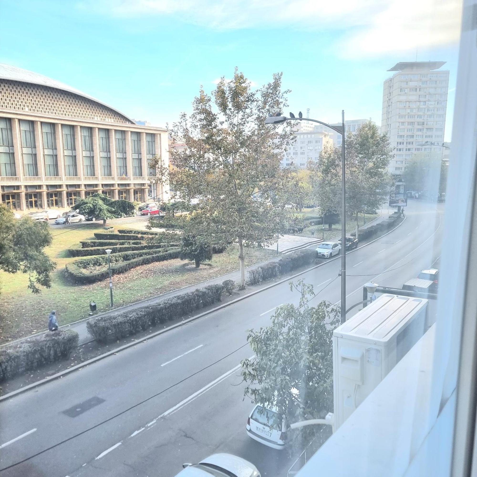 Chic Comfort 1Bdr With Landmark View - Concerthall Bucharest Exterior photo